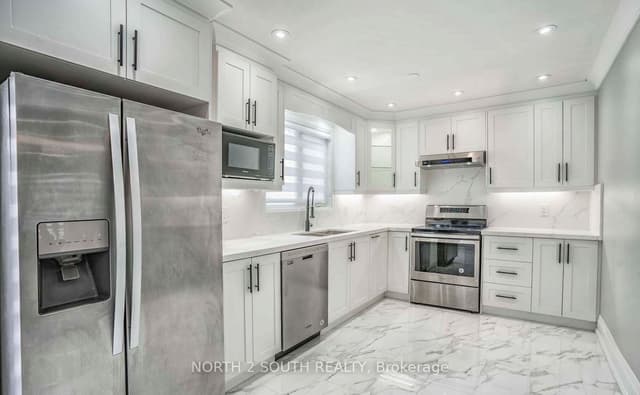 Detached at 37 Loire Court upper, Toronto, ON M9V 4Z7, Toronto W10