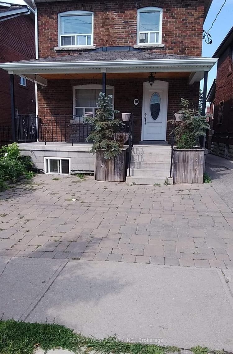 10 Fairbank Avenue