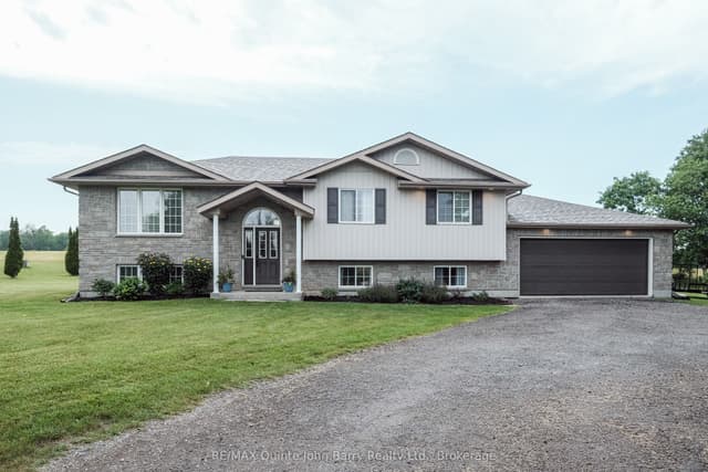 Detached at 16566 Highway 2, Quinte West, ON K8V 5P7
