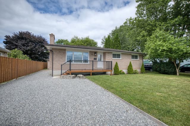 Detached at 25 Rice Road, Welland, ON L3C 2V4