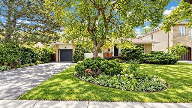 Detached at 199 Lord Seaton Road, Toronto, ON M2P 1L1, Toronto C12