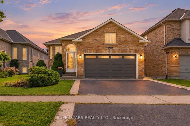 Detached at 167 Humberland Drive, Richmond Hill, ON L4E 3S9
