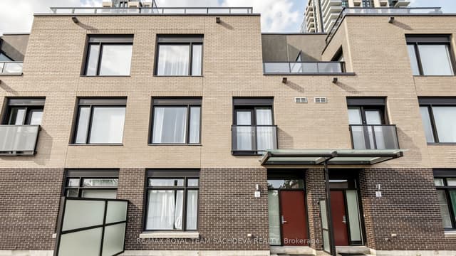 Condo Townhouse at 4070 Parkside Village Drive TH11, Mississauga, ON L5B 0K2