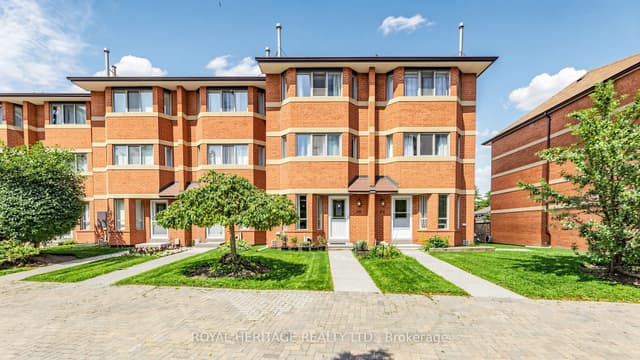 Condo Townhouse at 2472 Eglinton Avenue E Th 19, Toronto, ON M1K 5J9, Toronto E08