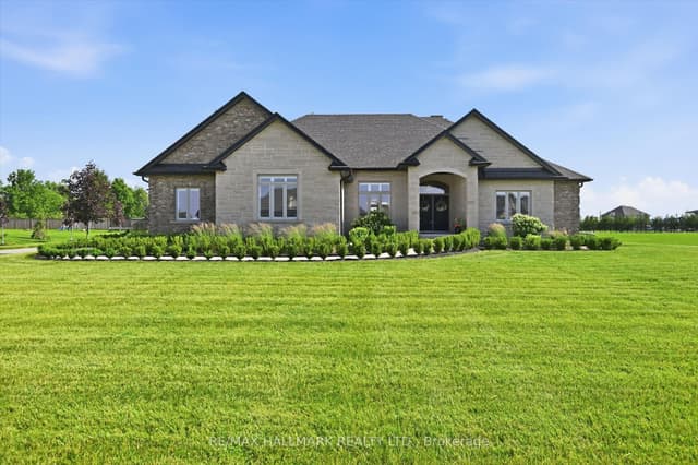 Detached at 18 Kramer Court, Haldimand, ON N0A 1R0