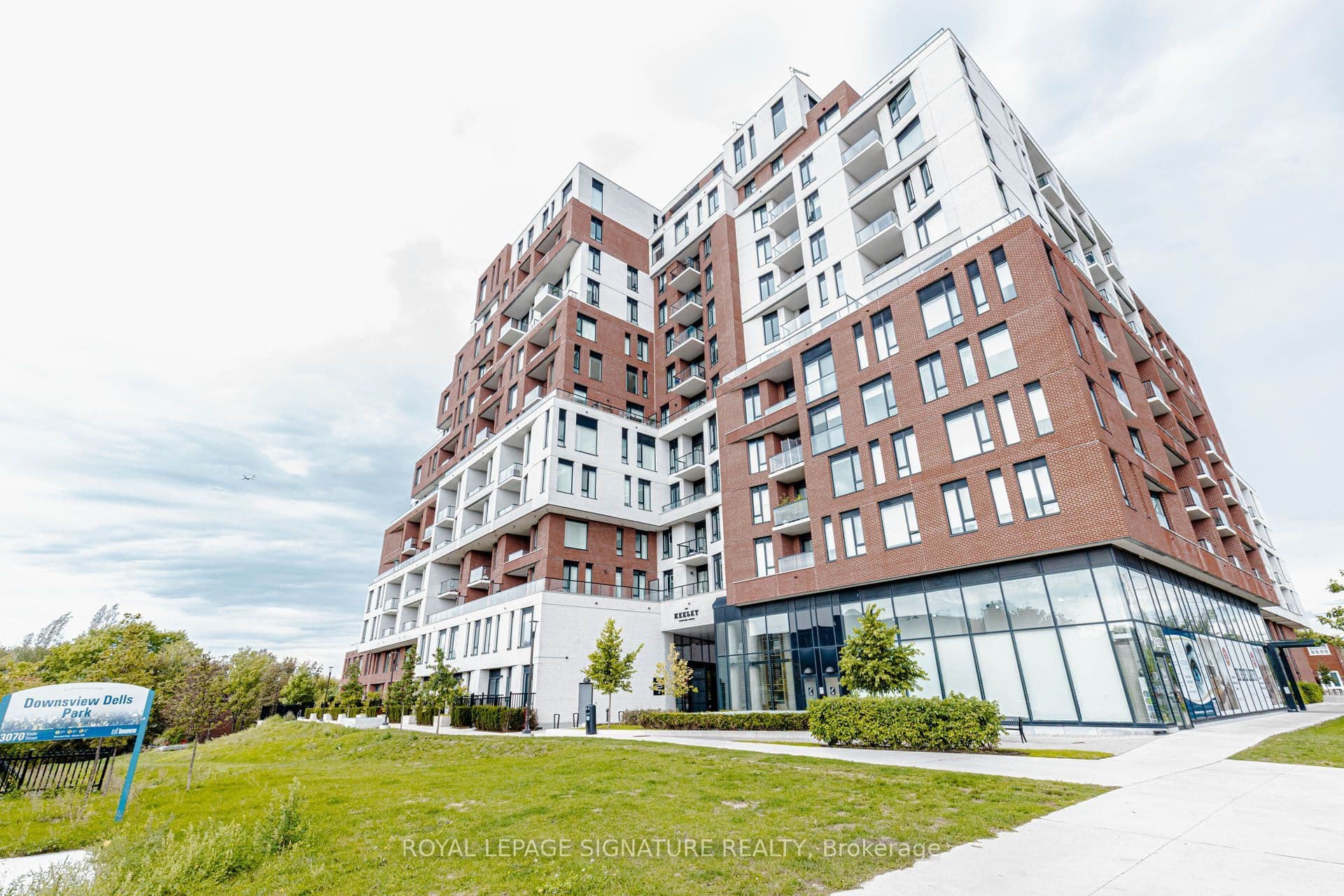 Suite 540 · Floor 5, Unit 540 · 3100 Keele St