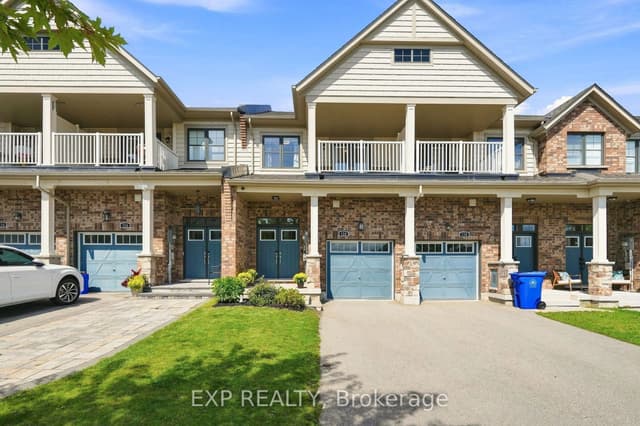 Att/Row/Townhouse at 128 Chessington Avenue, East Gwillimbury, ON L9N 0R6