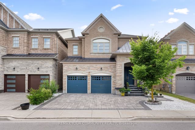 Detached at 7 Sundew Lane, Richmond Hill, ON L4E 1C3