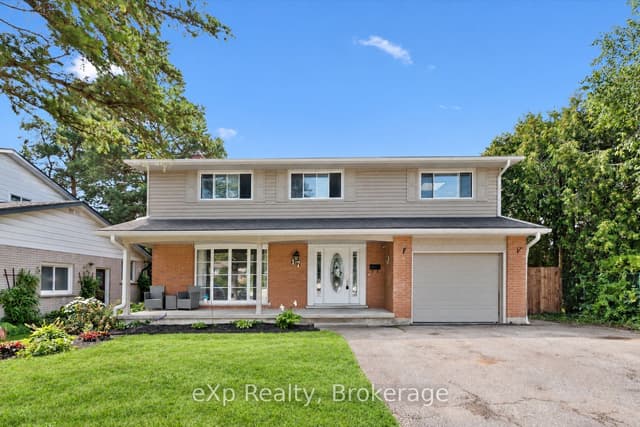 Detached at 17 Carmine Place, Guelph, ON N1E 3V2