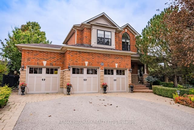 Detached at 23 Maurovista Court, Whitchurch-Stouffville, ON L4A 0E4
