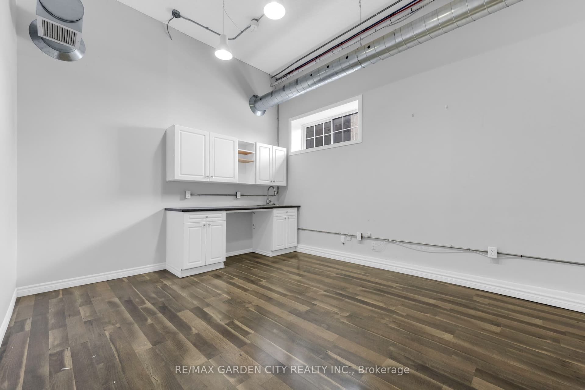 Unit 9B, Unit 9B · 16 Myrtle Ave