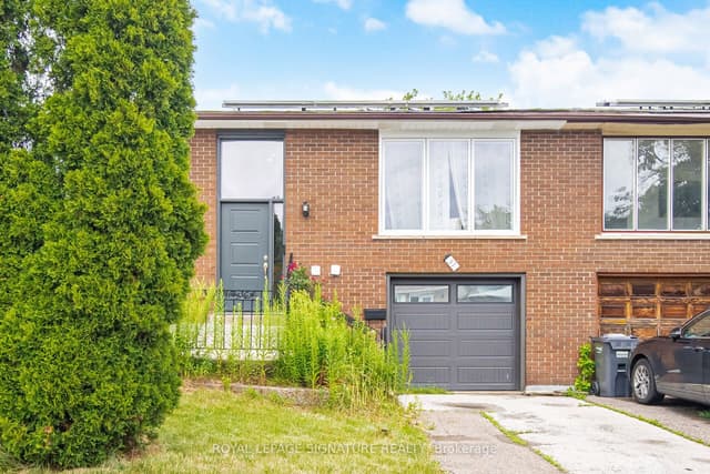 Semi-Detached at 51 Wilton Drive, Brampton, ON L6W 2Z9