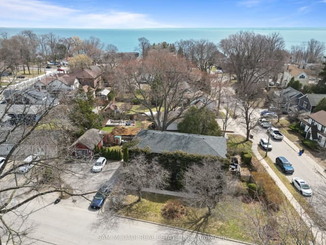Fourplex at 2430 - 2432 First Street, Burlington, ON L7R 1C6