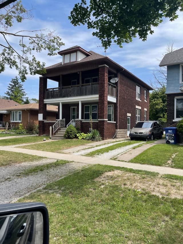 Duplex at 478-480 Cameron Avenue N, Windsor, ON N9B 1Y7
