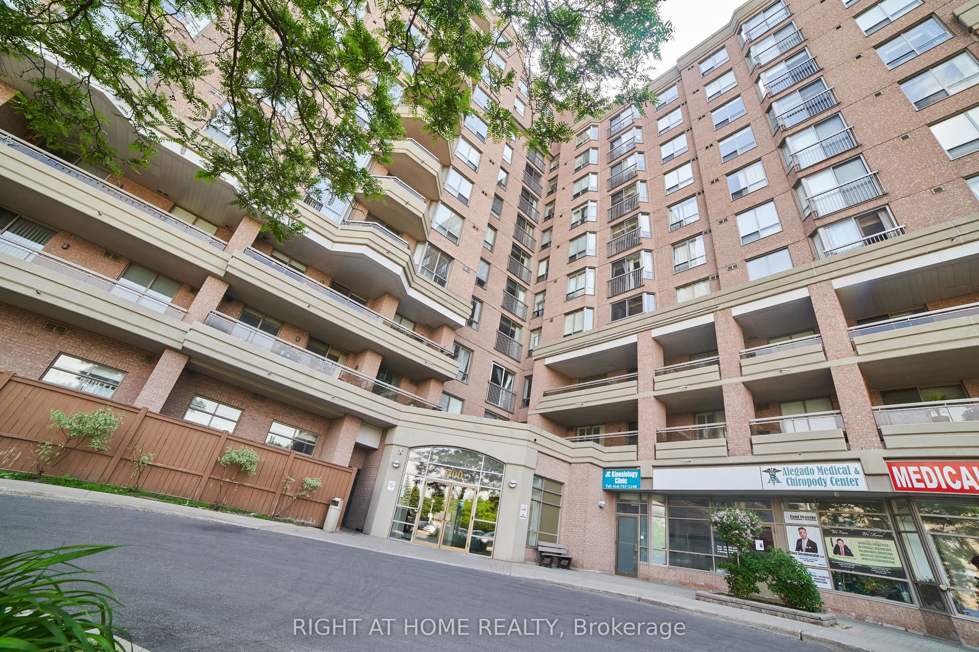 Suite 609 · Floor 6, Unit 609 · 1700 Eglinton Ave E