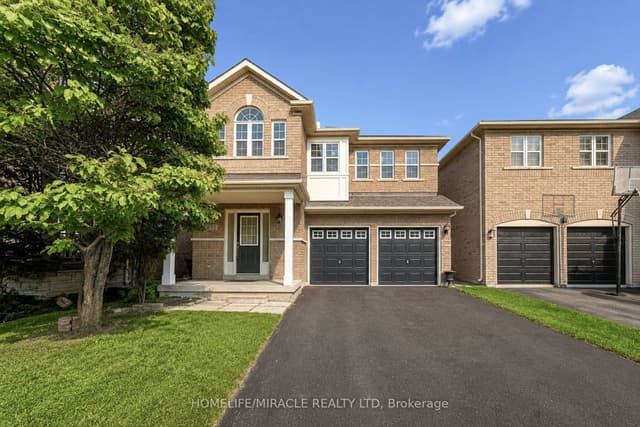 Detached at 3852 Brinwood Gate, Mississauga, ON L5M 7H2