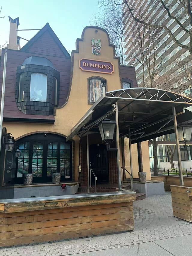 Commercial Retail at 21 Gloucester Street, Toronto, ON M4Y 1L8, Toronto C08