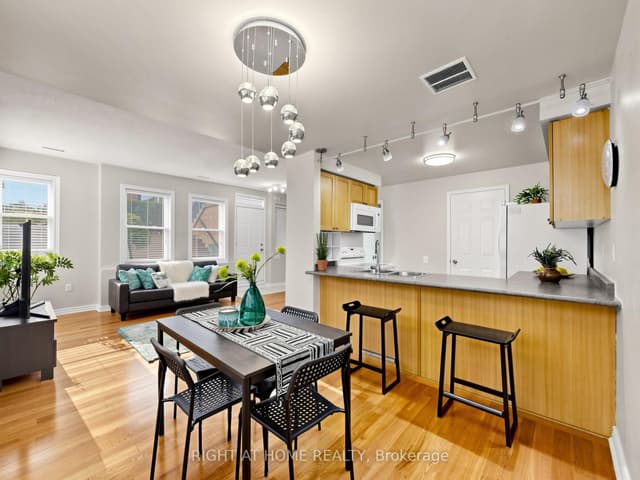 Condo Townhouse at 760 Lawrence Avenue W 76, Toronto, ON M6A 3E7, Toronto W04