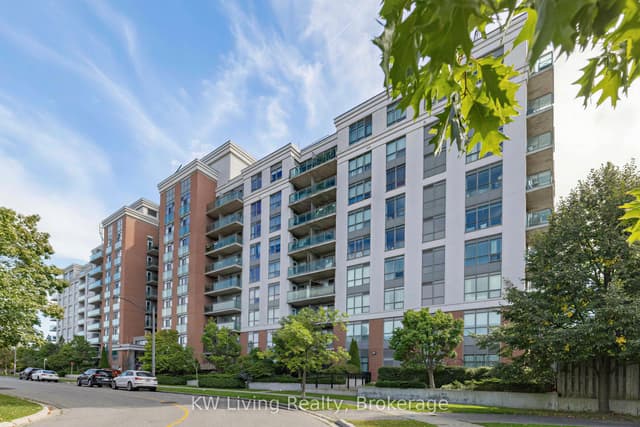 Condo Apartment at 120 Dallimore Circle 819, Toronto, ON M3C 4J1, Toronto C13