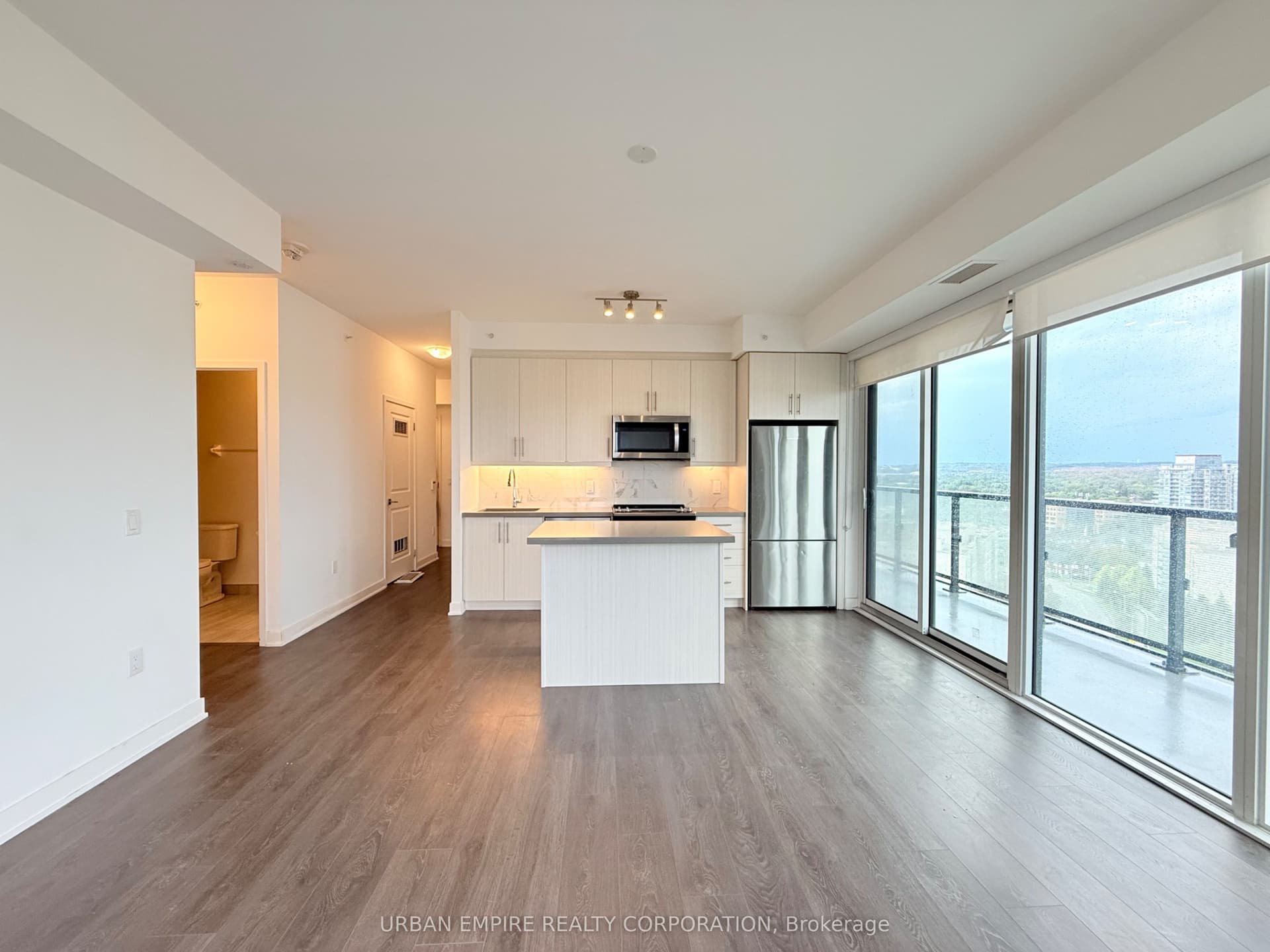 Suite 1704 · Floor 17, Unit 1704 · 85 Oneida Cres