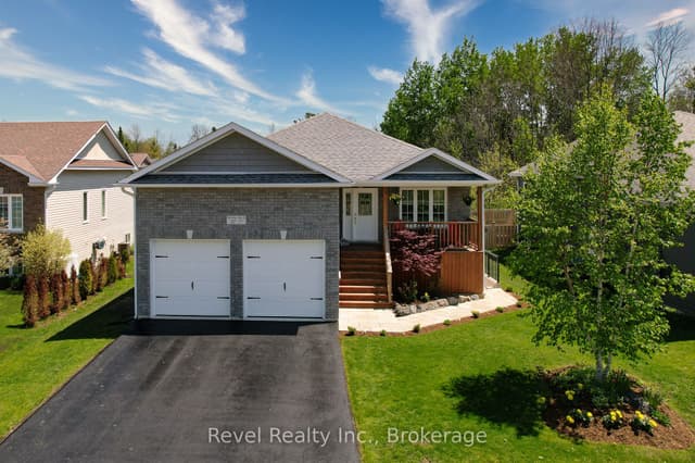Detached at 37 Marilyn Avenue N, Wasaga Beach, ON L9Z 2Y5