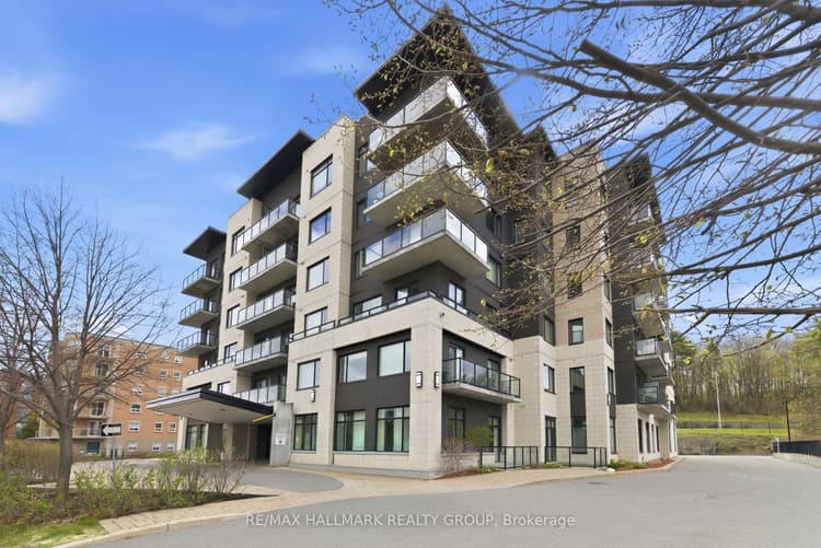 310 Centrum Boulevard