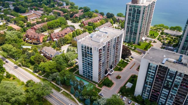 Condo Apartment at 2175 Marine Drive 102, Oakville, ON L6L 5L5