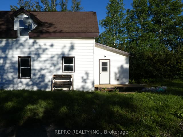 Detached at 122 Railway Avenue, Greenstone, ON P0T 2H0