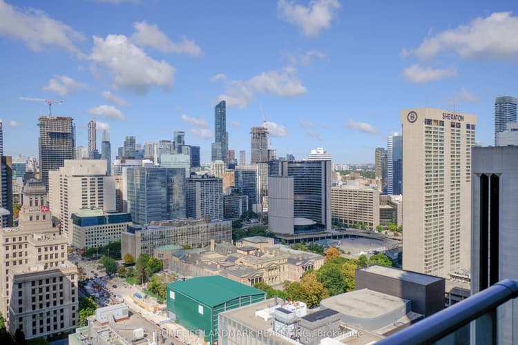 126 Simcoe Street