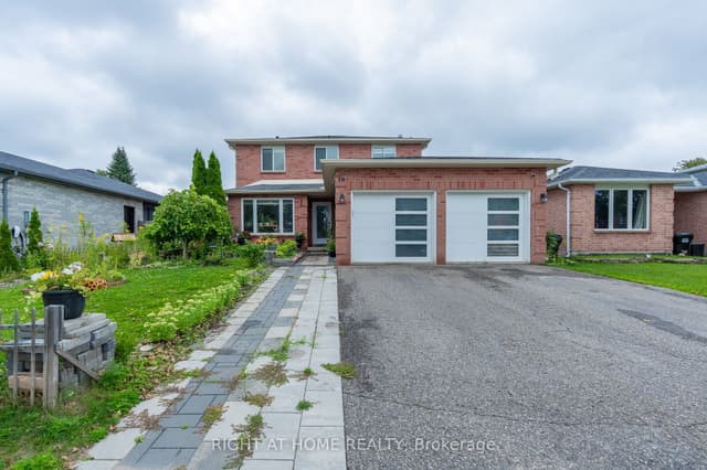 Detached at 19 Cardinal Street, Barrie, ON L4M 6C8