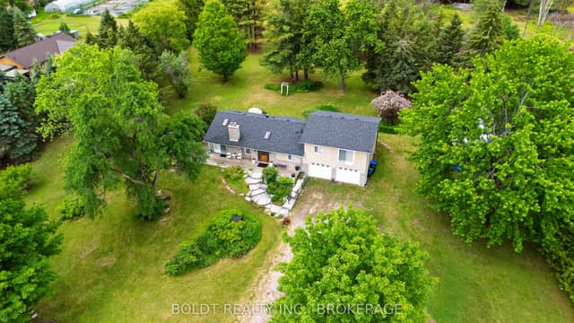 Detached at 5832 5th Side Road, Innisfil, ON L0L 1L0