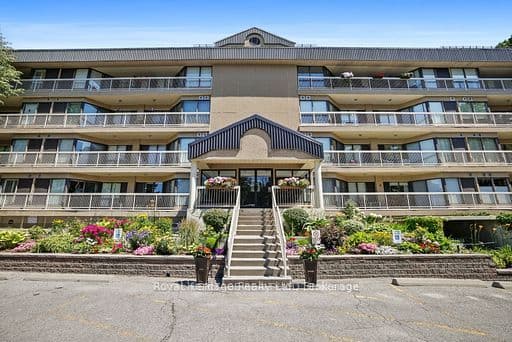 Condo Apartment at 40 Auburn Street 211, Peterborough, ON K9H 2G2