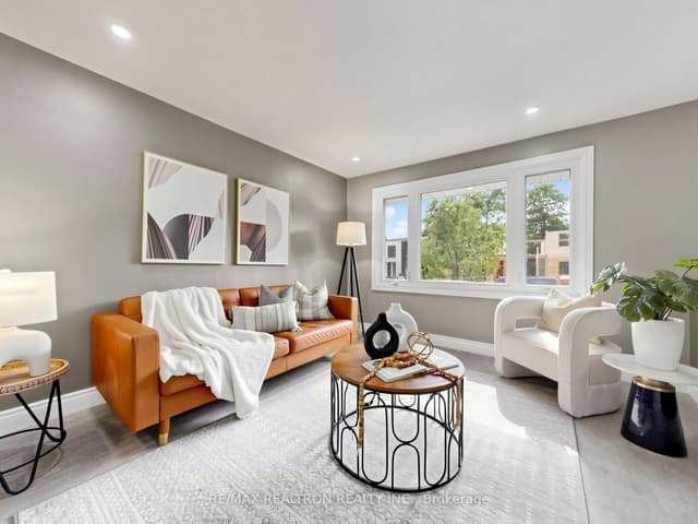 Detached at 56 Ternhill Crescent, Toronto, ON M3C 2E5, Toronto C13