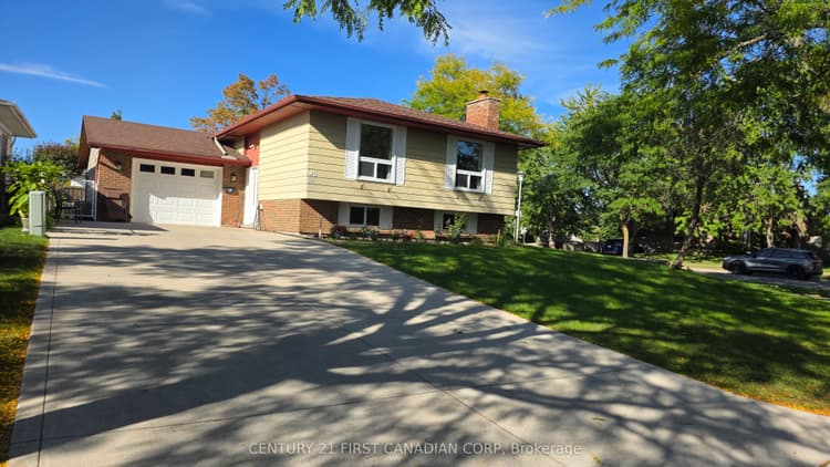 45 Locust Crescent