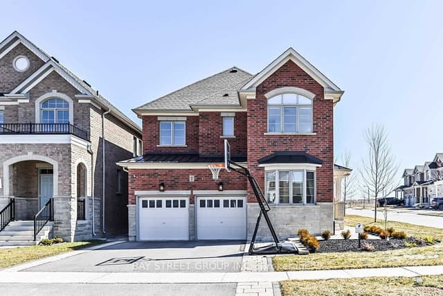 Detached at 44 Clara May Avenue, East Gwillimbury, ON L9N 0R4