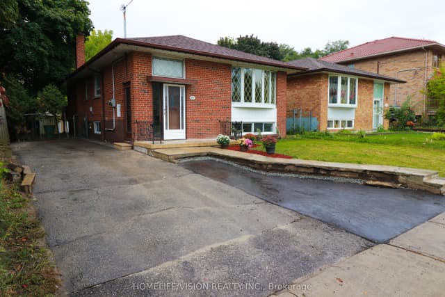 Detached at 61 Lewiston Road, Toronto, ON M1P 1X8, Toronto E04