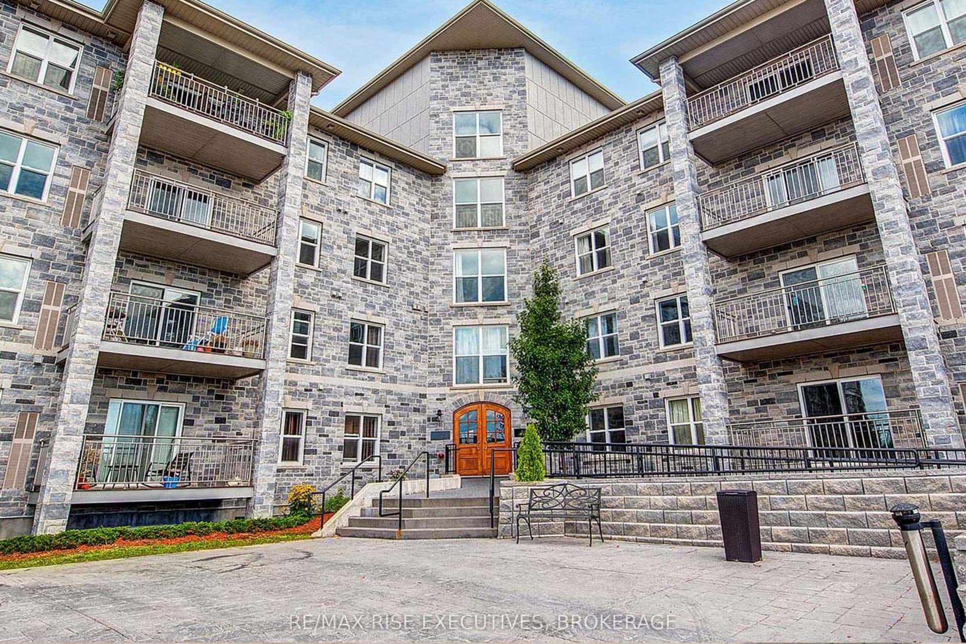 Suite 515 · Floor 5, Unit 515 · 539 Armstrong Rd