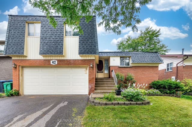 Detached at 42 Linkdale Road, Brampton, ON L6V 2Y6