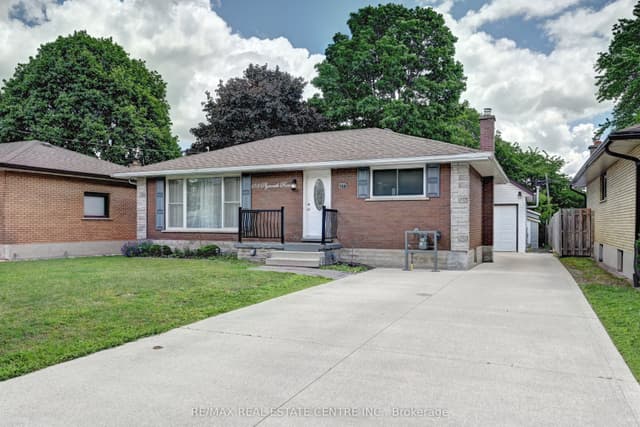 Detached at 158 Plymouth Road, Kitchener, ON N2G 3G5