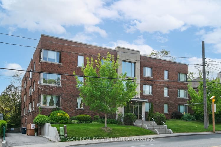 1840 Bathurst Street