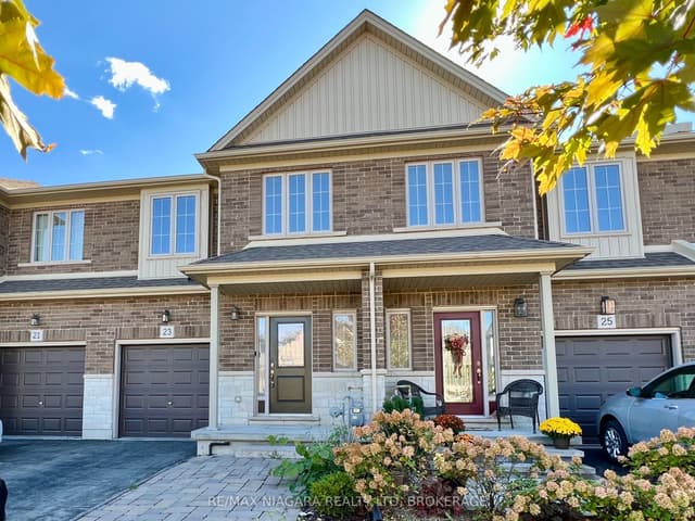 Att/Row/Townhouse at 23 Fairgrounds Drive, Hamilton, ON L0R 1C0