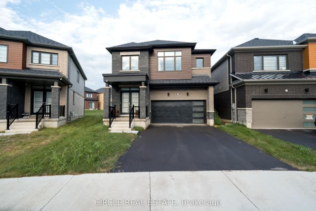Detached at 30 Heritage Way, Thorold, ON L2V 0N9
