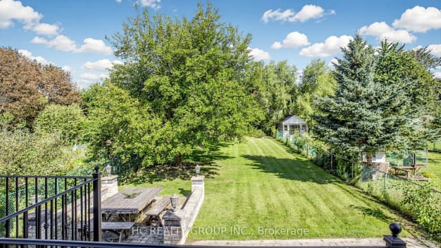 Detached at 60 Oak Avenue, Richmond Hill, ON L4C 6R7