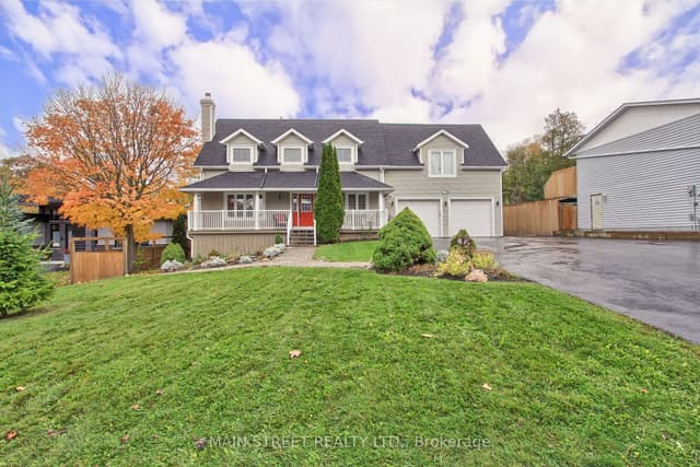 Detached at 276 Crawford Street, Barrie, ON L4N 3W8