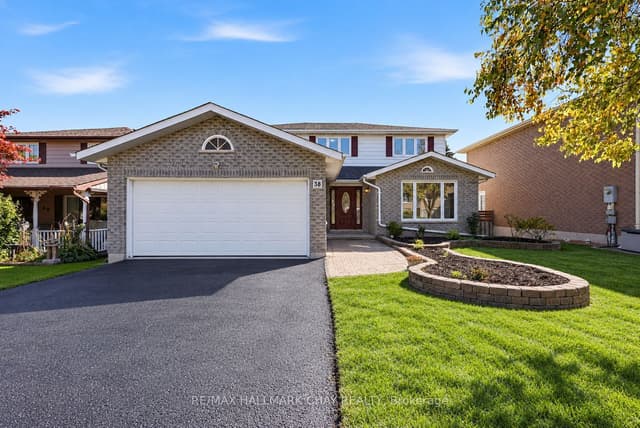 Detached at 38 Imperial Crescent, Bradford West Gwillimbury, ON L3Z 2N7