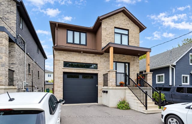 Detached at 35 Second Avenue B, Kitchener, ON N2C 1N4