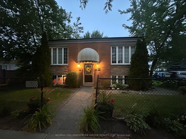 Fourplex at 948 Lake Drive E, Georgina, ON L0E 1L0