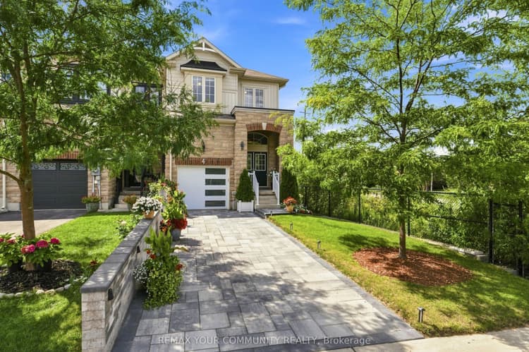 4 Greenwood Drive