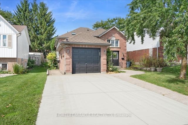 Detached at 150 Bankside Drive, Kitchener, ON N2N 3E4