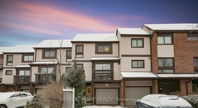 Condo Townhouse at 1080 Walden Circle 75, Mississauga, ON L5J 4J9